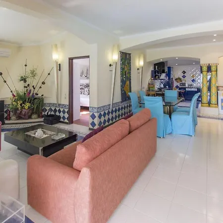 Praia Maria Luisa - Beachfront Just 100m From The Beach فيلة أولوز داغوا