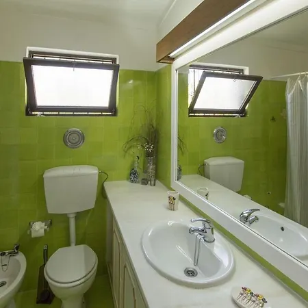 Villa Praia Maria Luisa - Beachfront Just 100m From The Beach Olhos de Agua (Albufeira)