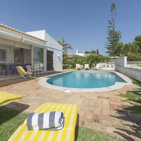 Praia Maria Luisa - Beachfront Just 100m From The Beach * Olhos de Agua (Albufeira)