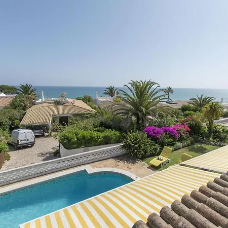 Villa Praia Maria Luisa - Beachfront Just 100m From The Beach *